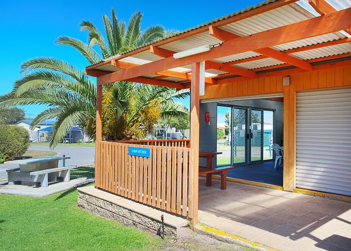 Discovery Parks - Adelaide Beachfront