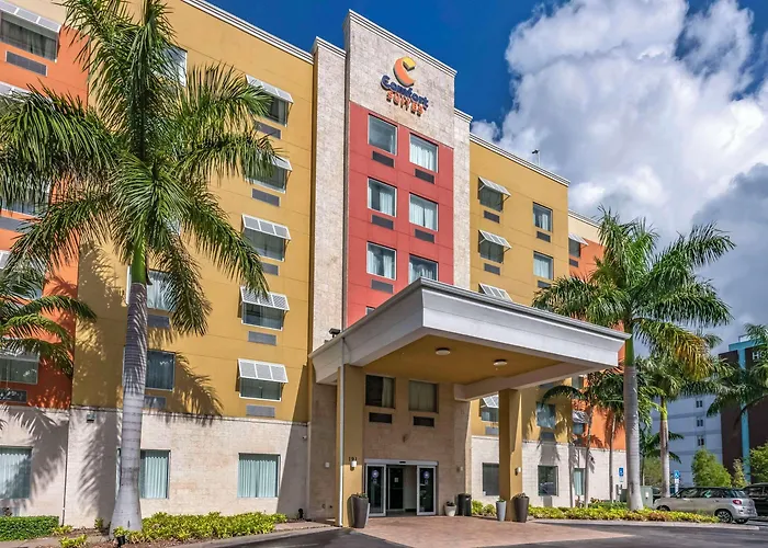 Comfort Suites Fort Lauderdale Airport South&Cruise Port