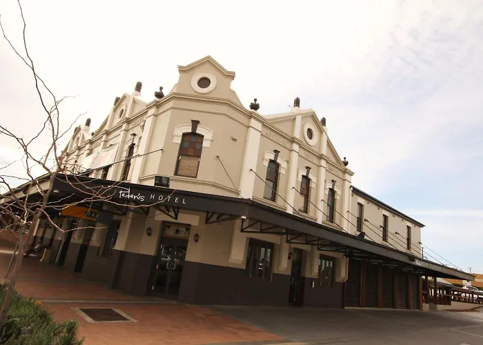 Peden'S Hotel
