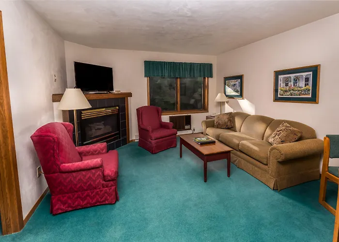 Somerset Inn & Suites