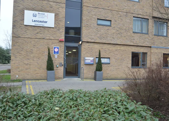 Lancaster Hotel
