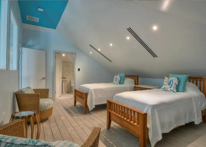 Cane Garden Bay Beach Hotel