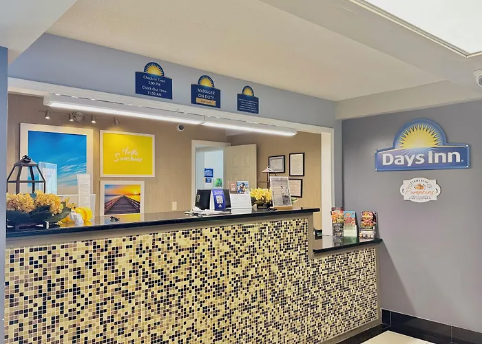 Days Inn By Wyndham Hartsfield Jackson Atlanta Airport West College Park