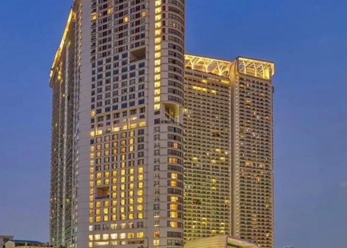Novotel Rockwell View Hotel Residences