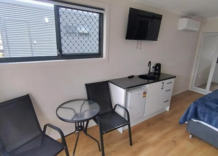 Guyra Club Cabins