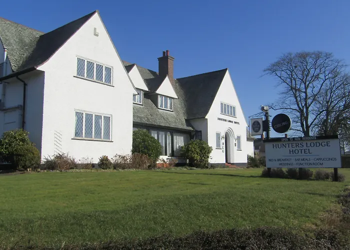 Hunters Lodge Hotel