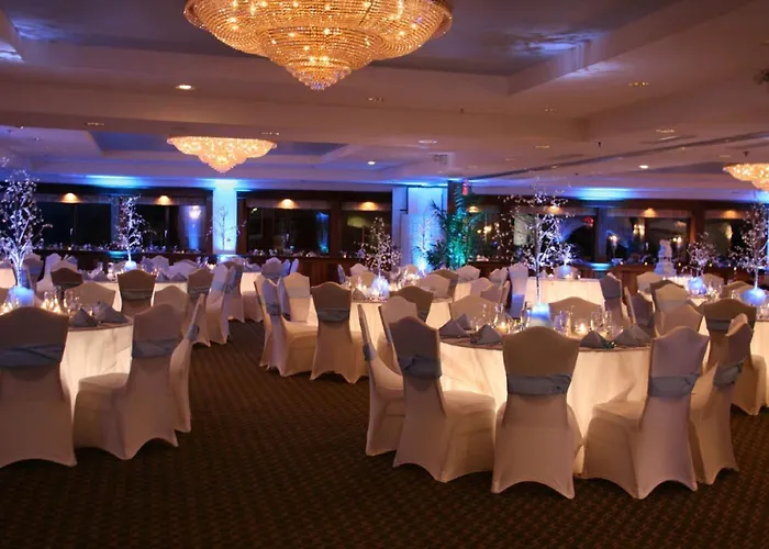 Aqua Blue Hotel