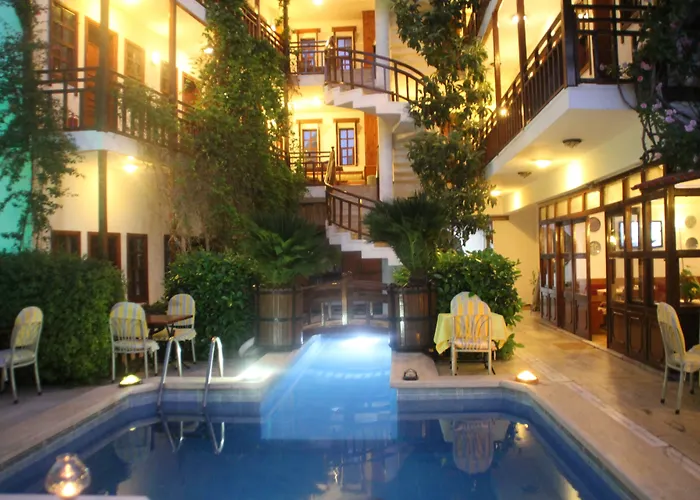 Hotel Karyatit Kaleici