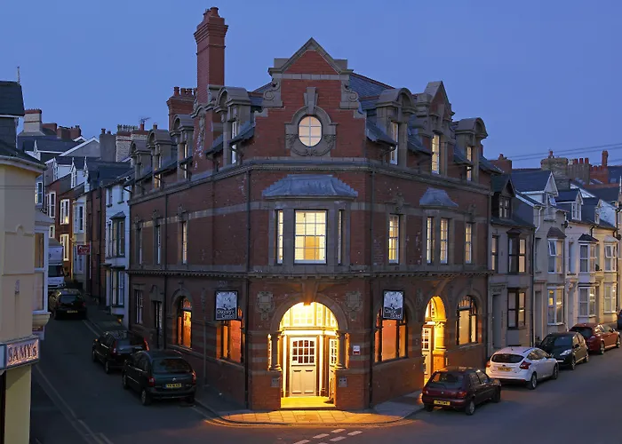 Castle Hotel