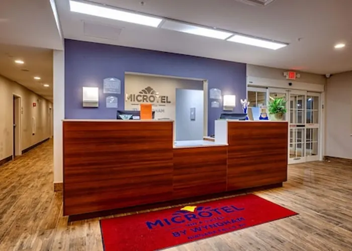 Microtel Inn & Suites By Wyndham Niagara Falls