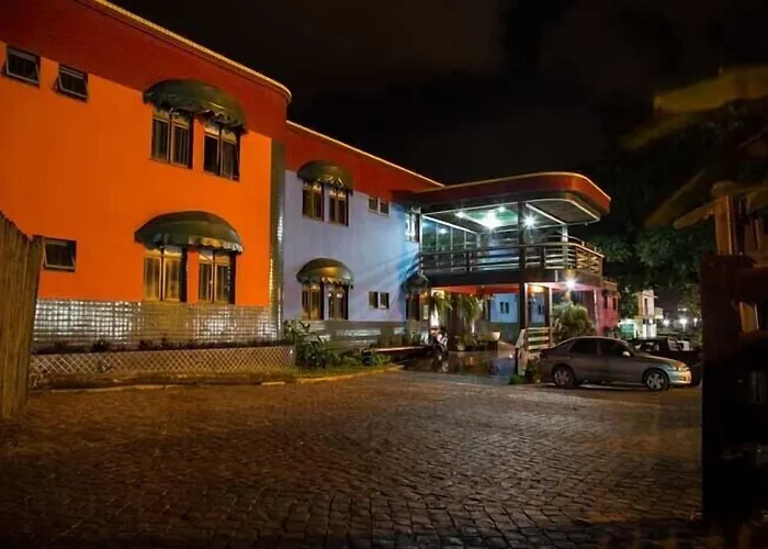 Acapu Hotel