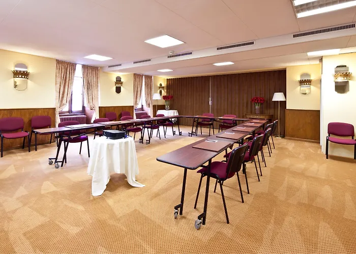 Hotel De La Couronne