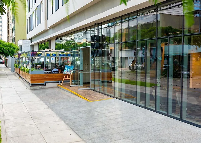 Ibis Styles Lima San Isidro