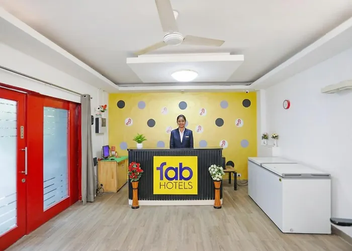 Fabhotel F9 Noida Sector 51