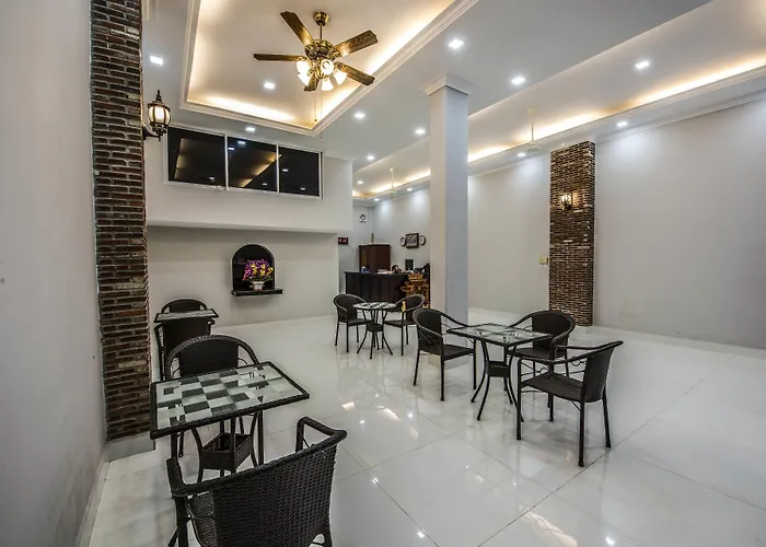 Phnom Penh Le Vincent Hotel
