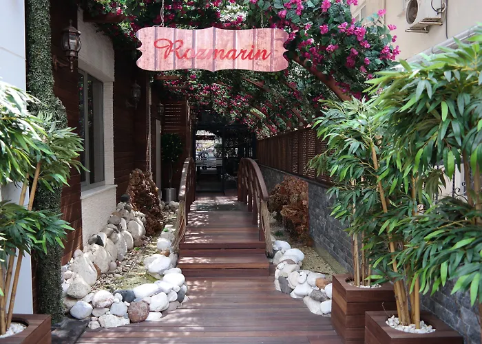 Endglory Hotel