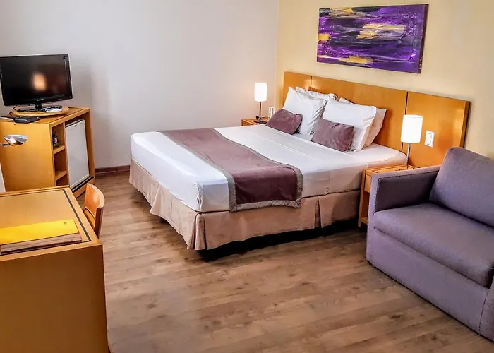 Cardum Hotel