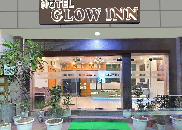 Hotel Glow Inn Paharganj-3 Mins Walk From New Delhi Railway Station