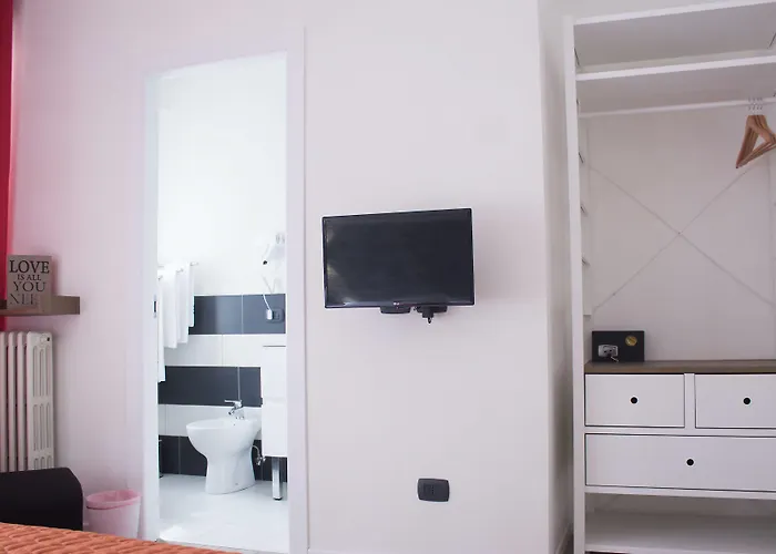 Aurelia Rooms