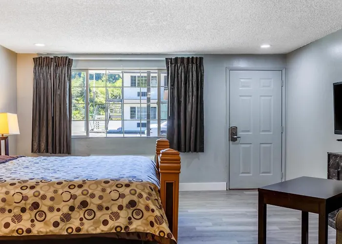 Motel 6 - Aberdeen, Wa