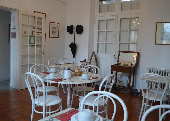 Hotel Victor Hugo
