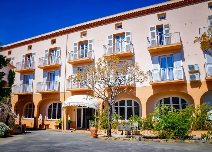 Hôtel les Arbousiers