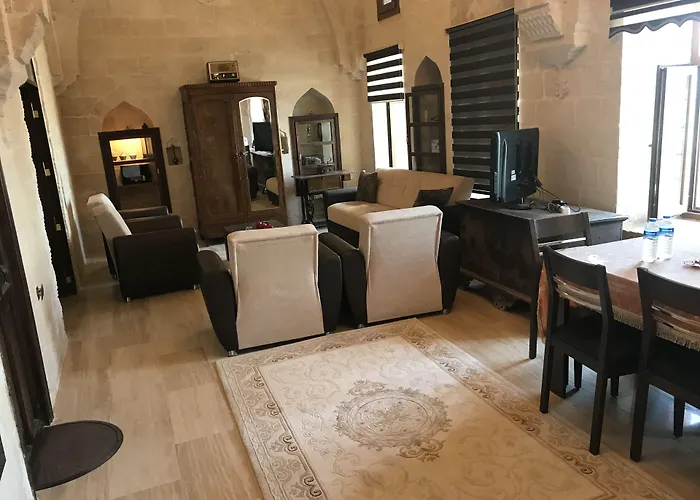 Kasr-I Abbas Hotel