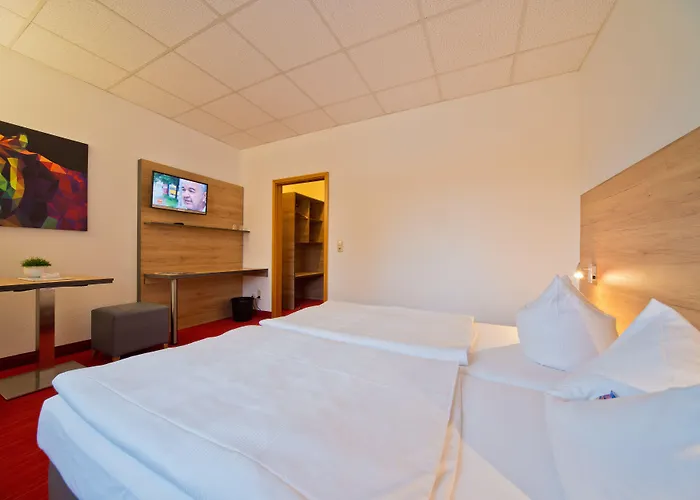 City Hotel