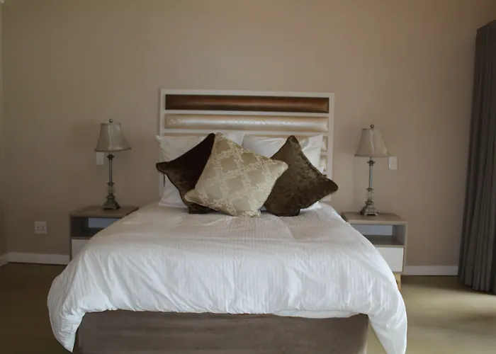 Mount Shekinah Country Hotel