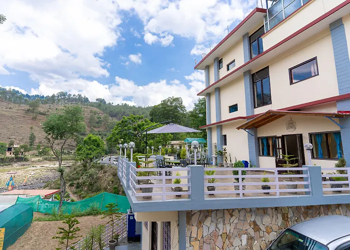 Shivalik River Retreat