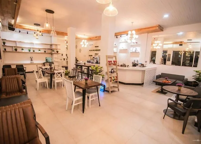Hadrah Hotel