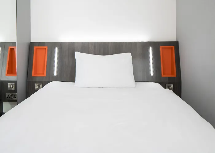 Easyhotel Reading