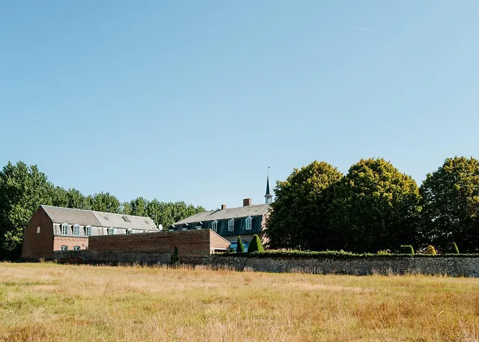 Logis - Hostellerie Saint-Louis&Restaurant Pauze