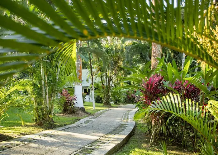 Hotel Villas Rio Mar