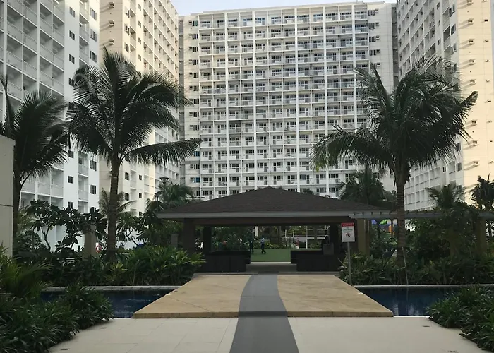 One Bedroom Condo in MOA Complex Manila