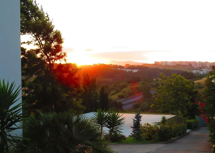 Hilltop Oasis Lisboa Oeiras