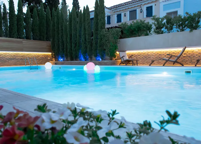 Armata Boutique Hotel