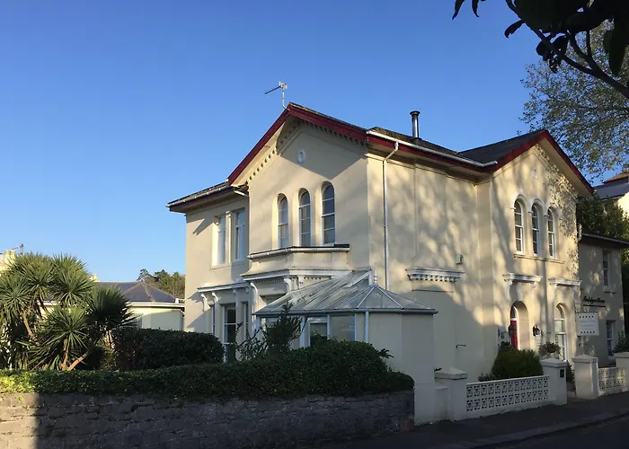 Trafalgar House