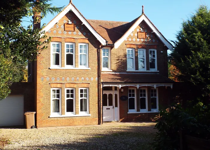 Brookside Lodge