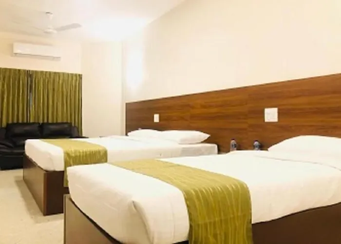 Sreeparthi Hotel