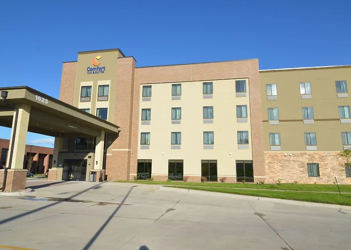 Comfort Inn & Suites West Des Moines