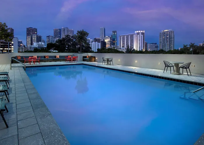 Tru By Hilton Miami West Brickell