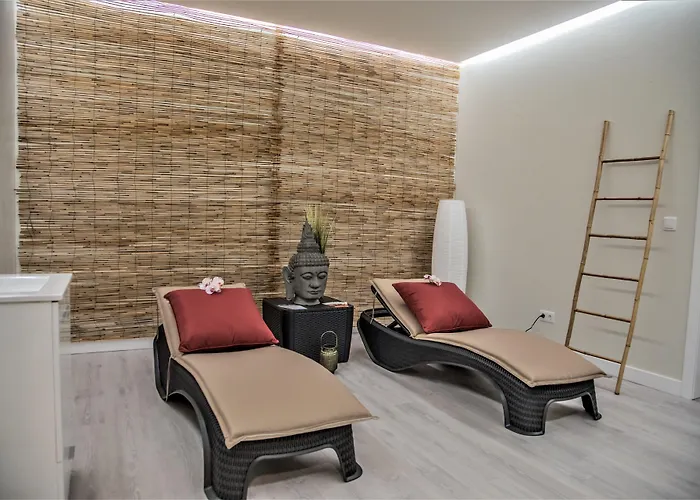 Calamar Hotel
