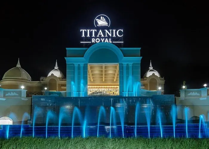 Titanic Royal-Families And Couples Only