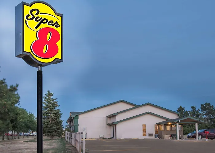 Super 8 By Wyndham Miller