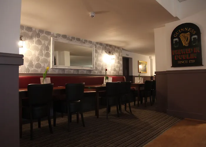 Alcester Inn