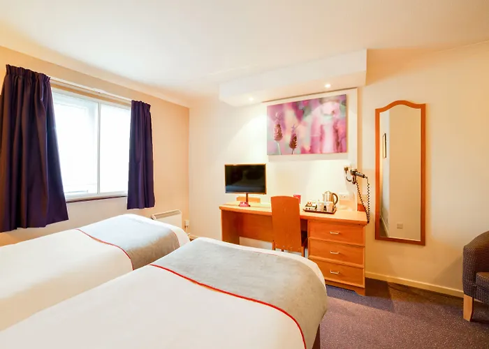 Oyo Lakeside Haydock Hotel, St Helens, A580 East Lancs, Garswood Old Road