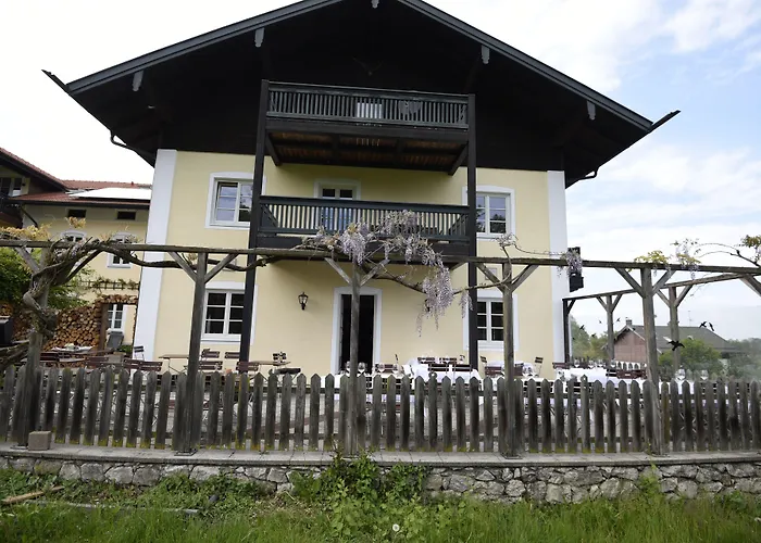 Landgasthof Hittenkirchen Bernau am Chiemsee
