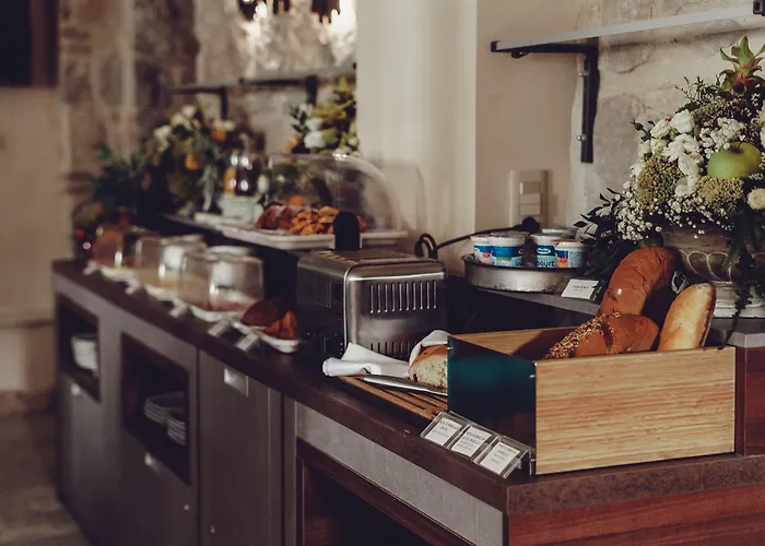 Benjamin Hotel