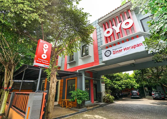 Oyo 587 Penginapan Sinar Harapan